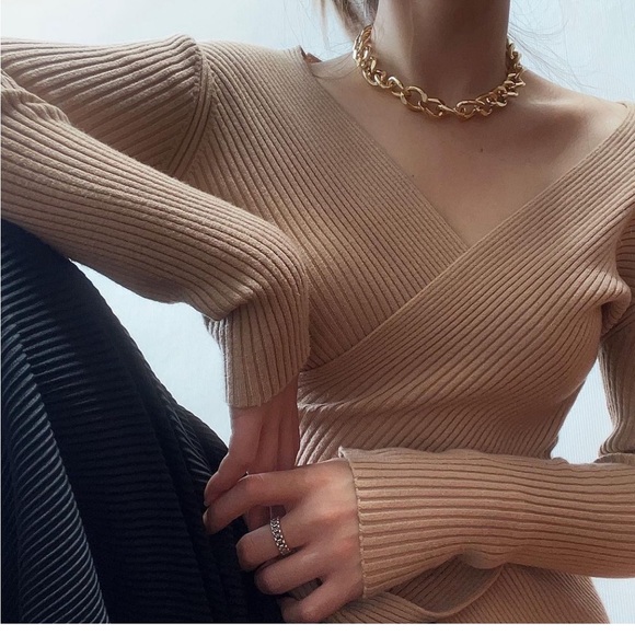 ANAIN Malou Top in Beige - Picture 2 of 6